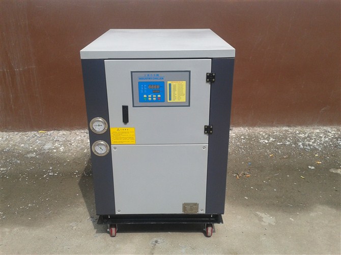 水冷式工業(yè)冷水機，箱式冷水機，工業(yè)冷水機組